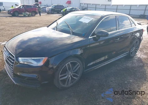2015 Audi S3 2.0T Premium Plus z USA, uszkodzony, nr VIN WAUFFGFF8F1071122
